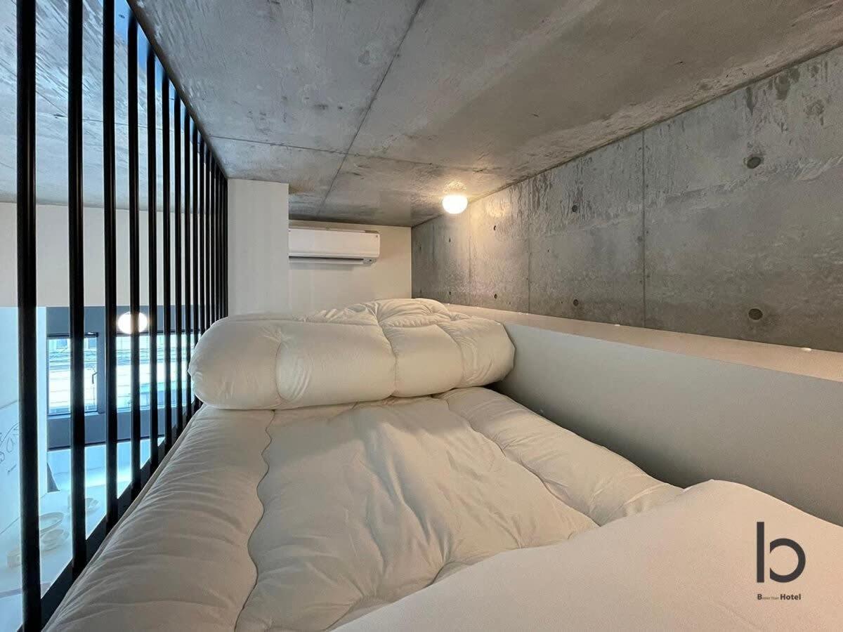 Bhotel Nekoyard - Stylish Loft Studio Steps From Peace Park Hiroshima Bagian luar foto