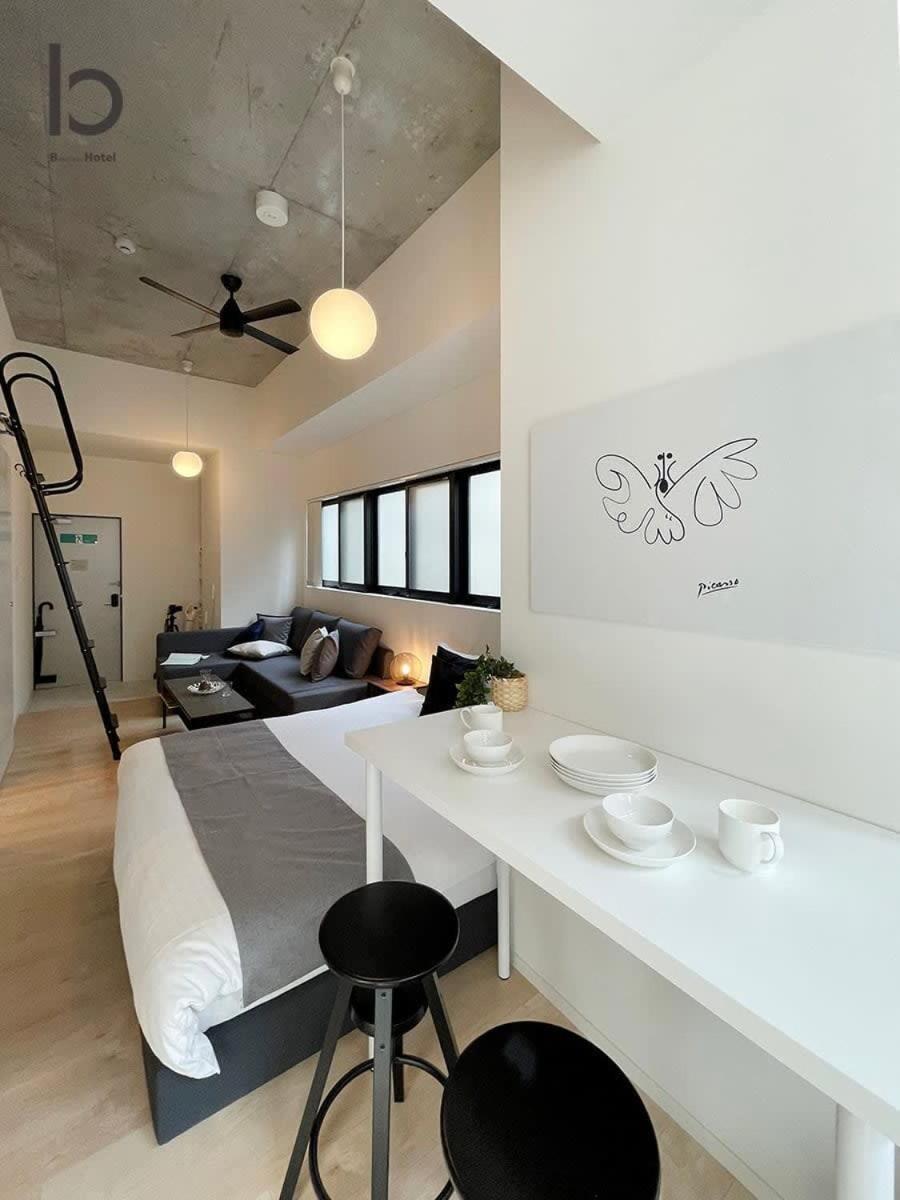 Bhotel Nekoyard - Stylish Loft Studio Steps From Peace Park Hiroshima Bagian luar foto